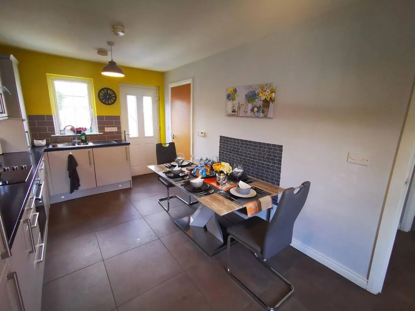 3Br Cosy Modern Stay Belfast 0*,  United Kingdom