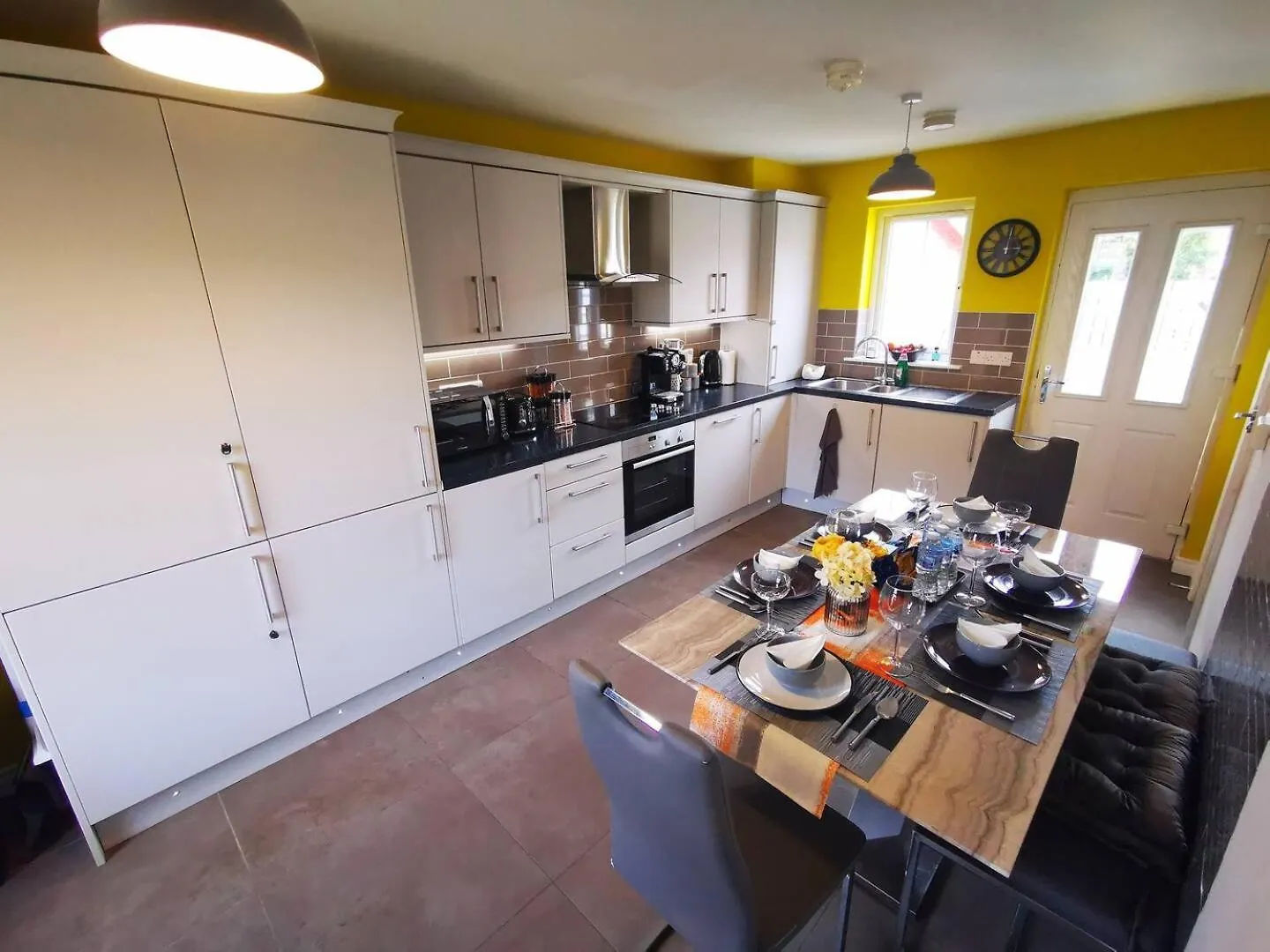 Holiday home 3Br Cosy Modern Stay Belfast
